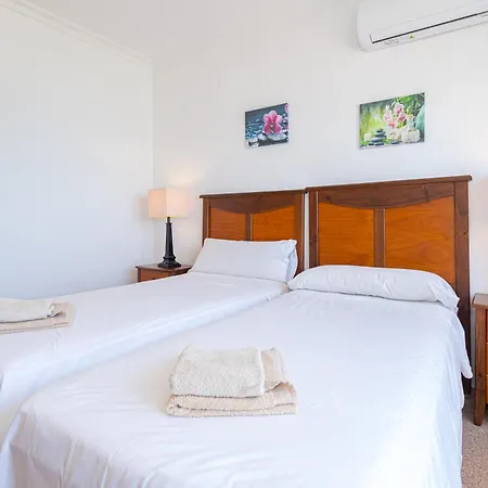 2 Bed Duplex Almadraba Sea View דירה אל קאמפיו